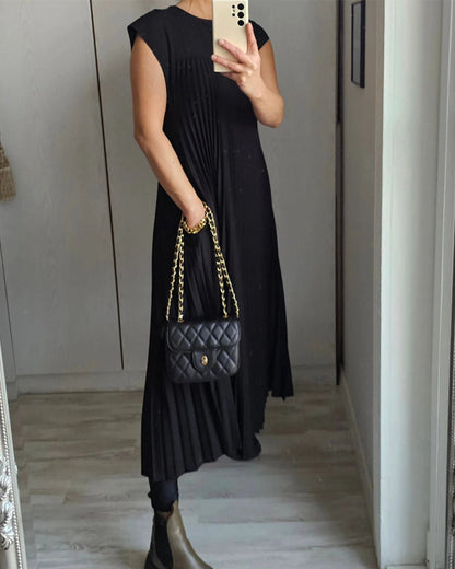 Angela - Pleated Maxi Dress